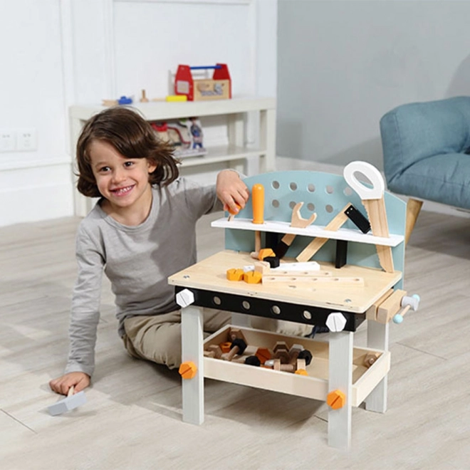Lesena otroška delovna miza z orodjem ECOTOYS