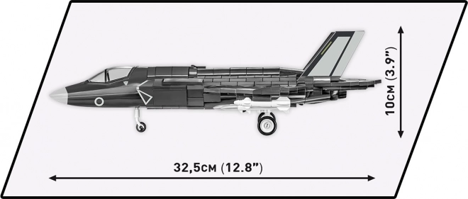 Model bojnega letala F-35B Lightning II iz kock