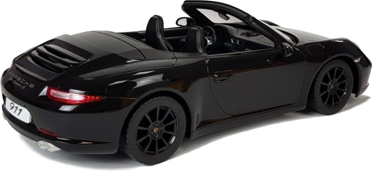 Realistična zasnova z licenco Porsche