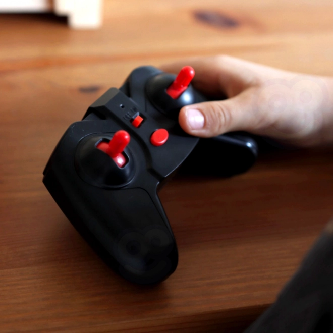 Woopie Zabavno RC avto z akrobacijami 360° z daljinskim upravljanjem 2,4 GHz