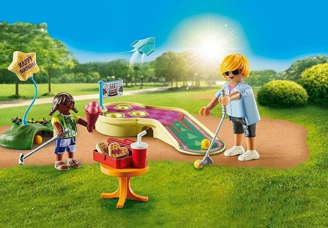 Zabavno minigolf igrišče s 3 luknjami