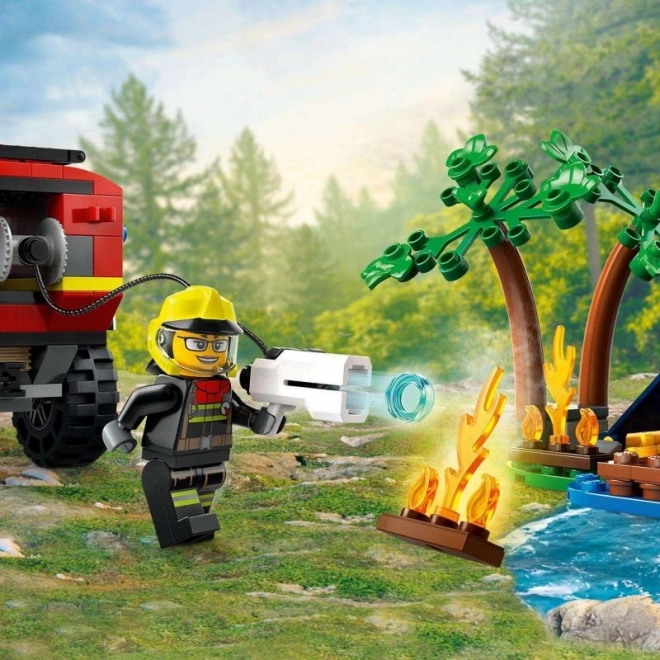 LEGO® City 60412 Gasilsko vozilo 4x4 in reševalni čoln