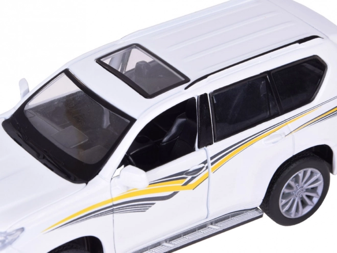 Kovinski model Toyota Land Cruiser Prado z učinki
