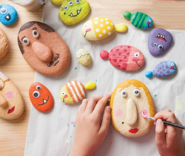 Veseli kamenčki z očki in 3D detajli