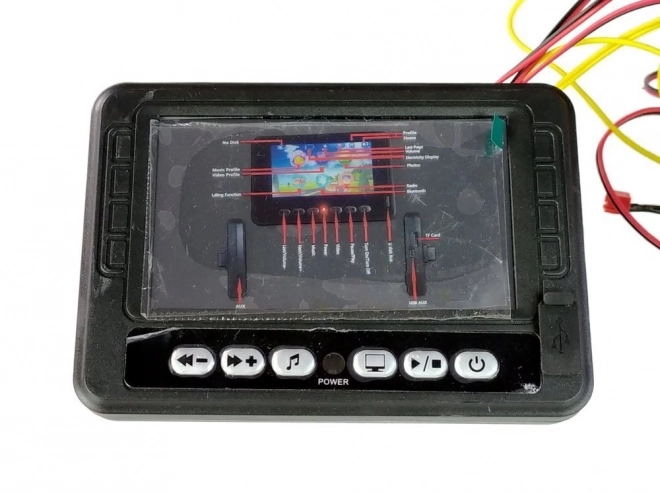 Glasbeni panel LCD MP4 za Range Rover