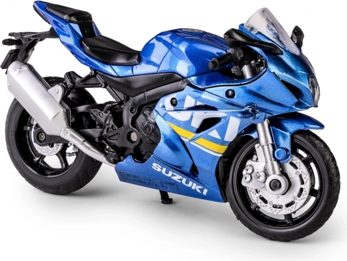 Kovinski deli in gumijaste pnevmatike