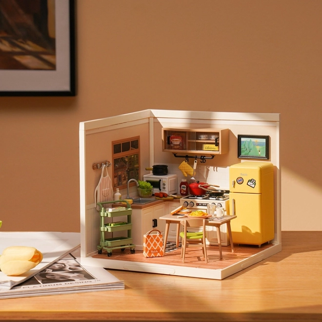 RoboTime miniatura hiške Kuhinjica Happy Meals