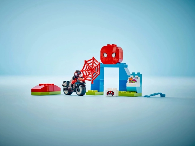 LEGO DUPLO Spidey in motoristična dogodivščina
