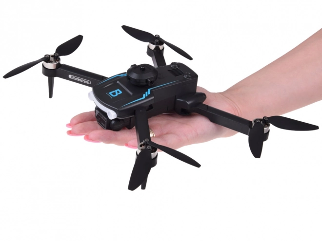 Zložljiv dron s kamero in daljinskim upravljanjem
