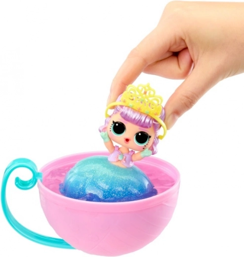 Čarobna sprememba barve v vodi