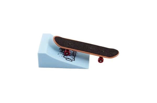 Prstni skateboard z rampo - 10 cm