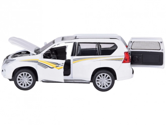 Kovinski model Toyota Land Cruiser Prado z učinki