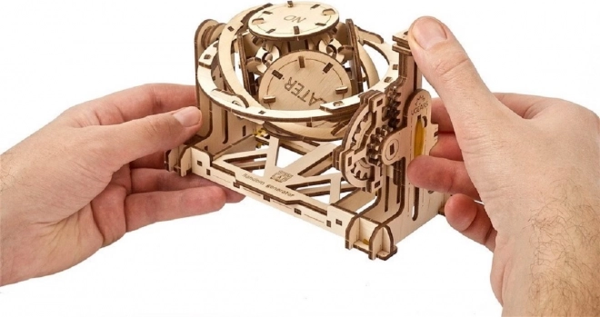 Ugears lesene 3D mehanske puzzle naključni generator