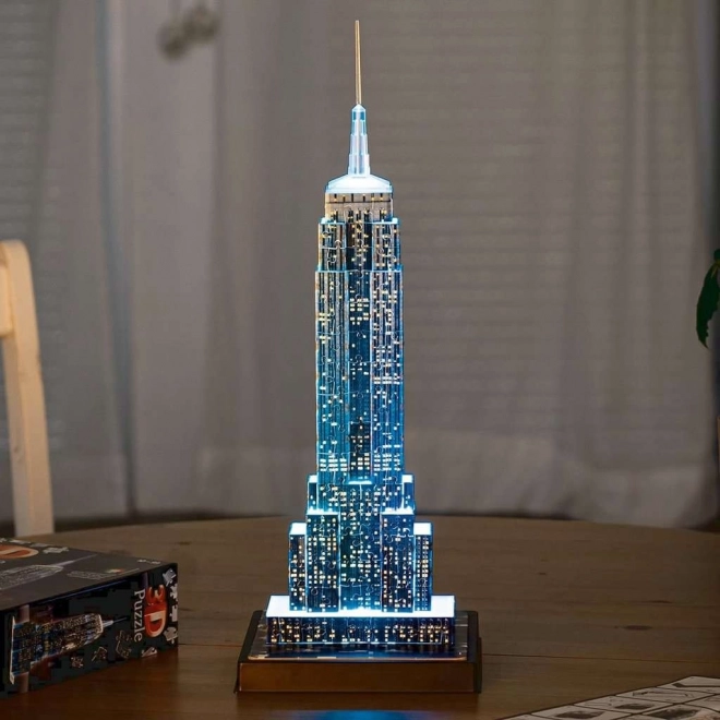 RAVENSBURGER Siječa 3D sestavljanka Nočna izdaja Empire State Building 216 kosov