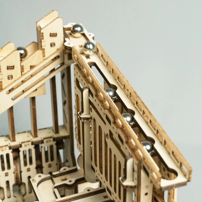 Trapdoors Marmorna Ekipa - Krogelna steza - 3D lesena sestavljanka