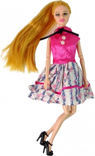 Modna punčka z gibljivimi sklepi