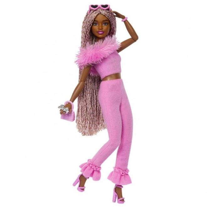 Barbie manekenka v hlačnem kostimu