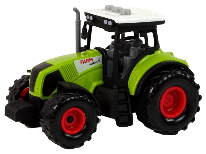 Traktor s prikolico Kmetija