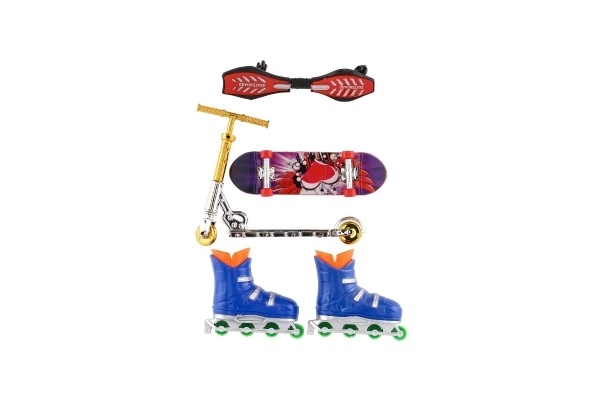 Set skateboard, waveboard, rolerji, prstni skiro plastični mix vrst na kartici 16x30cm