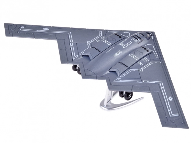 Model legendarnega bombnika B-2 Spirit