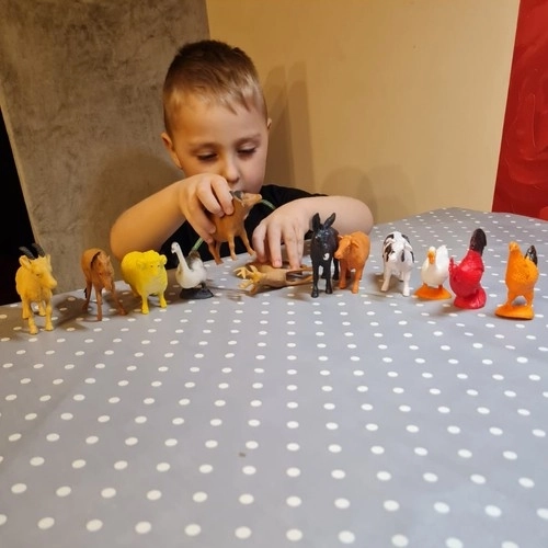 Živali na kmetiji - set figuric 12 kos