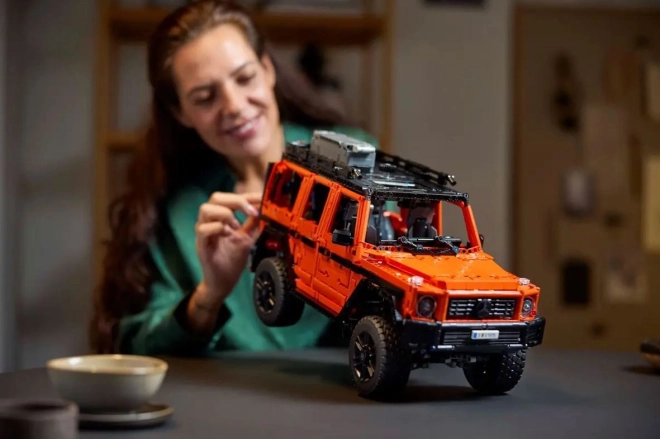 LEGO Technic Mercedes-Benz G 500 Model terenskega vozila