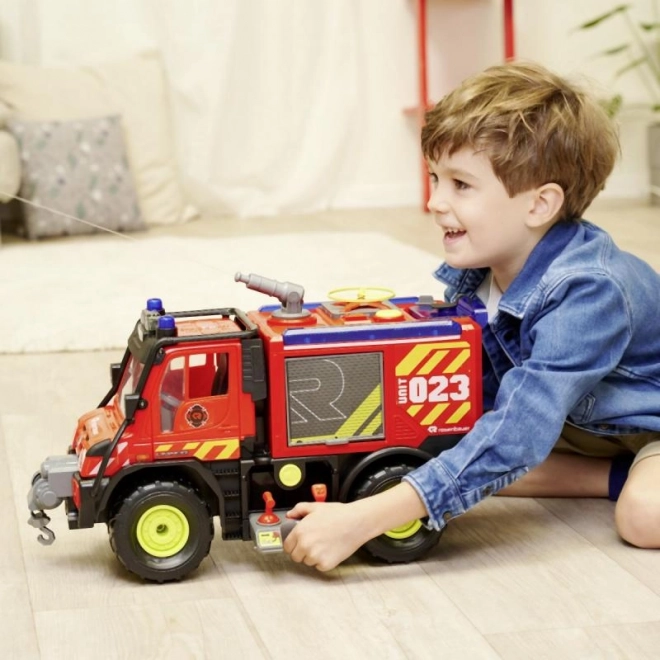 Gasilski tovornjak Mercedes-Benz Unimog U530 z učinki