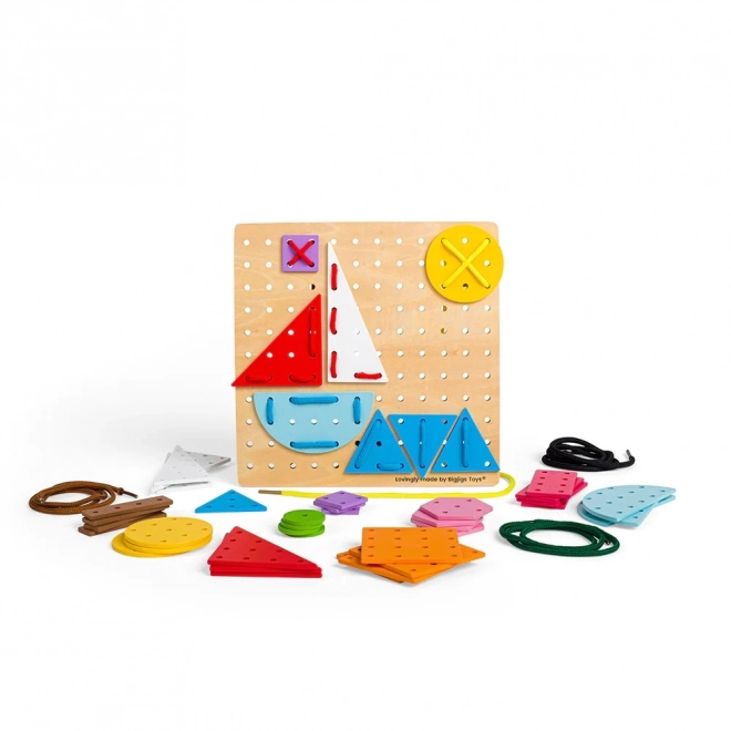 Bigjigs Toys Lesena igra za vezanje Geometrične oblike