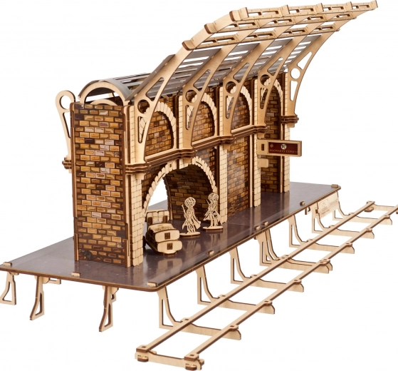Ugears 3D lesene mehanske sestavljanke HARRY POTTER – železniško peron