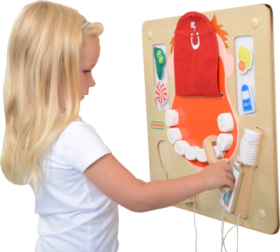 Masterkidz stenska senzomotorična tabla higiena ust Flex Montessori