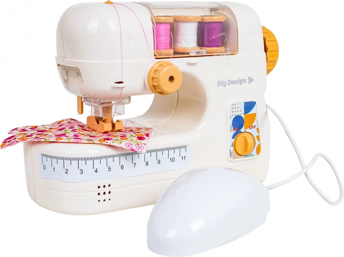 Upravljanje s pedalom kot pri pravem stroju