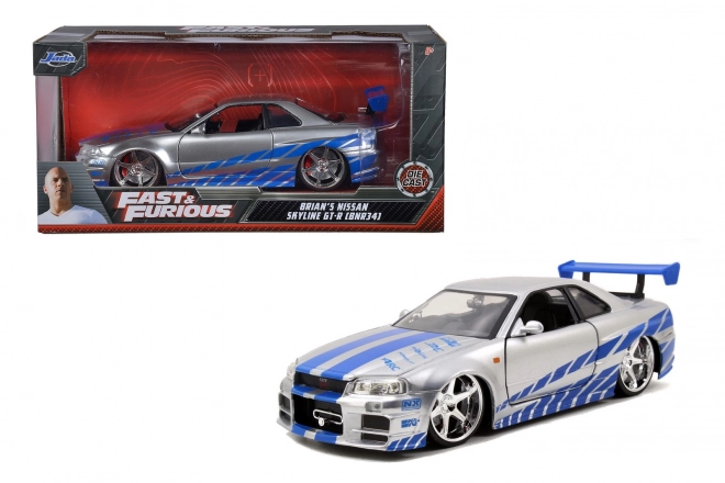 Hitri in drzni avto 2002 Nissan Skyline 1:24