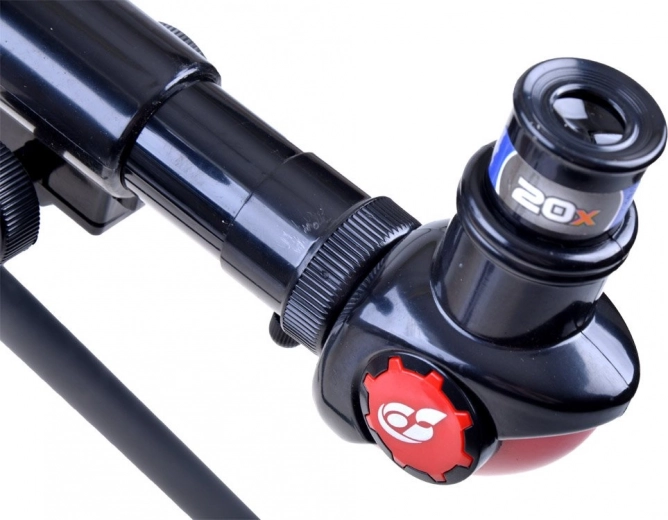 Tri zamenljive povečave 20×/30×/40×