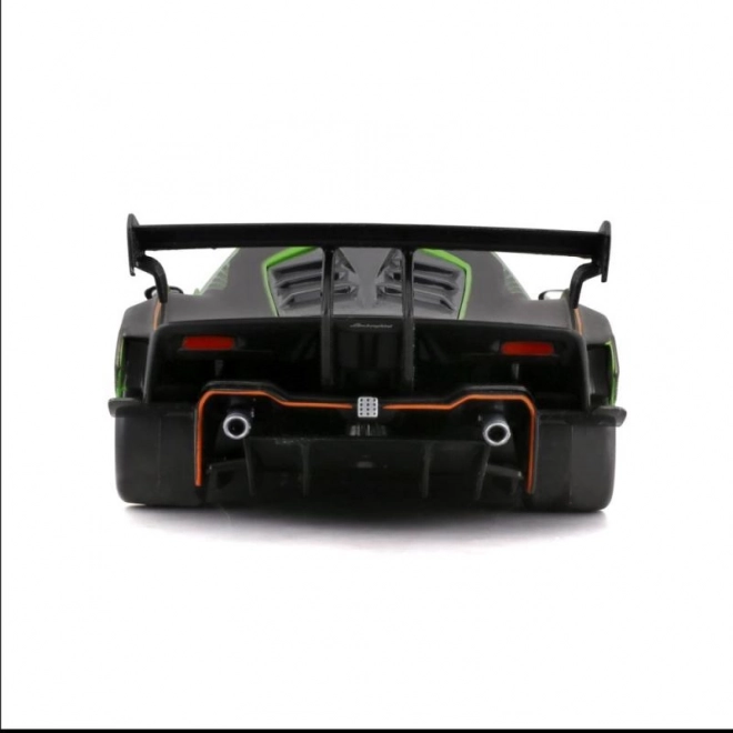 Bburago 1:24 Dirka Lamborghini Essenza SCV12 – Zelena