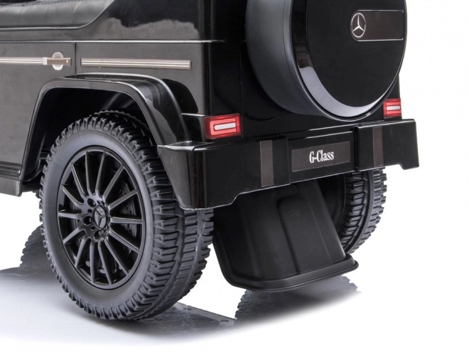 Jaška Mercedes G-Class črna s hupo in zvokom motorja