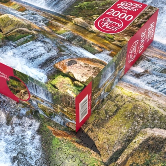 Sestavljanka Gozdna Kaskada 2000 koščkov