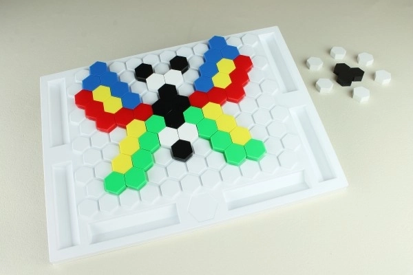 Čebela krasi panj 60 kosov mozaik v škatli 43x32x3,5 cm