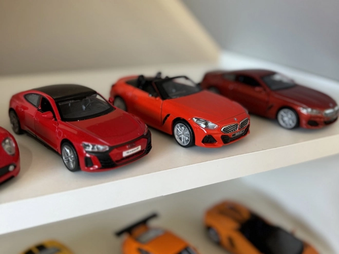 Model avtomobila iz kovine Alfa Romeo 8C Competizione, merilo 1:32