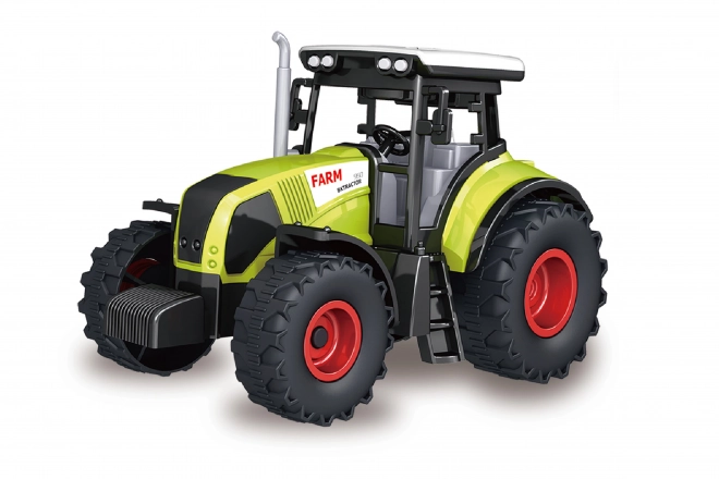 Traktor z učinki 15 cm