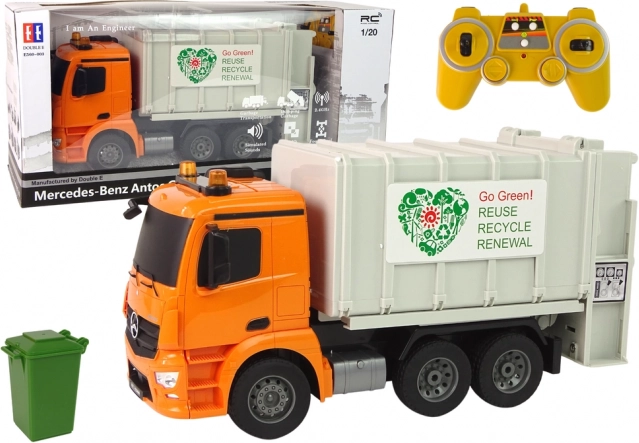 RC smetarski tovornjak MERCEDES-BENZ ANTOS oranžen s kontejnerjem