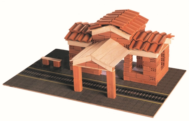Železniška postaja XL od TREFL Brick Trick