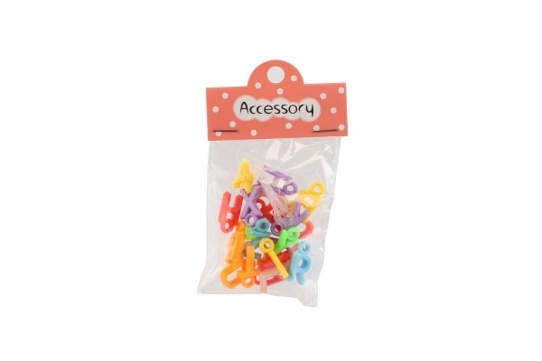 Plastični biseri srce z vrvico, črke 2 vrste v vrečki 6,5x11x1cm