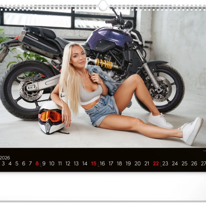 Stenski koledar Girls & Bikes 2026