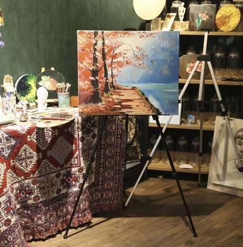 Kovinska slikarska stojala