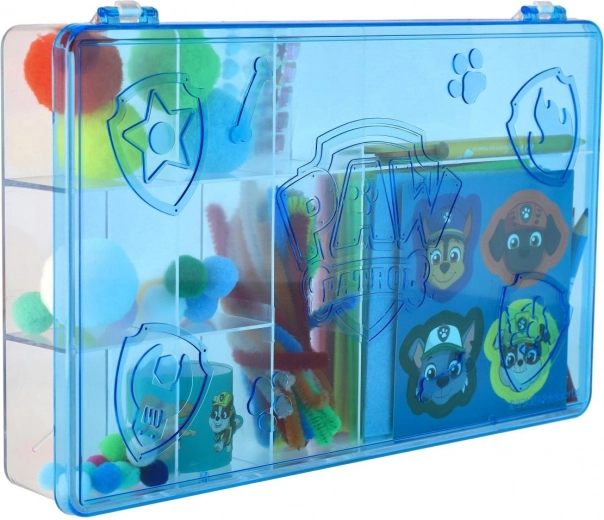 Trden plastičen kovček s preglednimi predelki