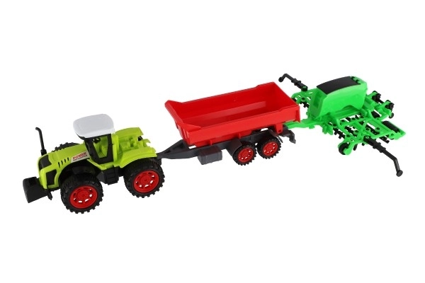Traktor s prikolico in vrati