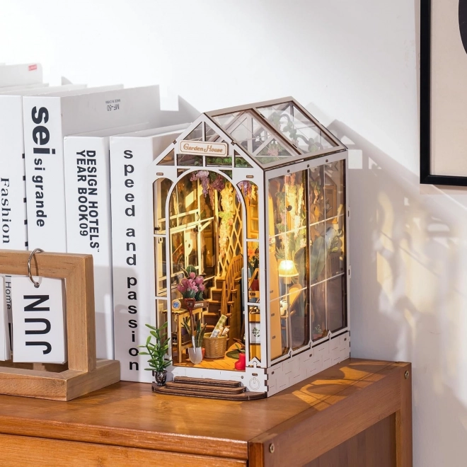 RoboTime 3D sestavljanka Knjižna polica Garden House (lesena)