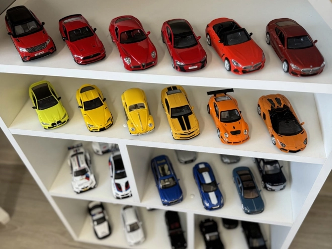 Kovinski model Porsche 911 GT3 RSR 1:32 z lučjo in zvokom