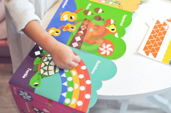 Geometrijske nalepke živali Woopie za kreativno učenje