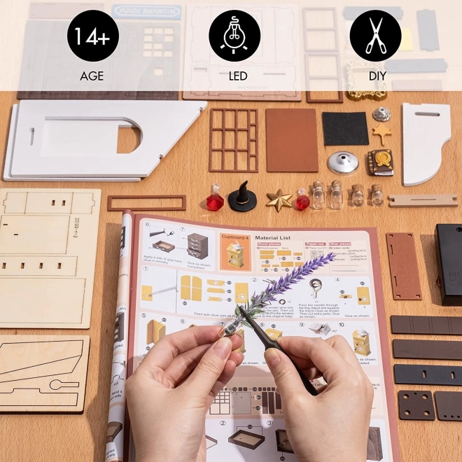 RoboTime miniatura hiške - Čarobna trgovina